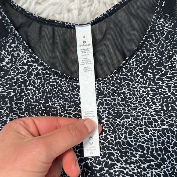 Lululemon Sculpt Tank - Picture 2 of 4